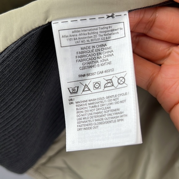 Adidas Stella McCartney women motorcycle jacket. Size small. Like new - Picture 6 of 10